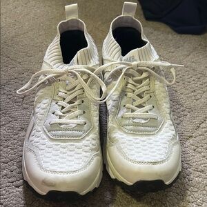 P448 Lightning Sneakers